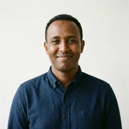 Portrait of Omar Farah